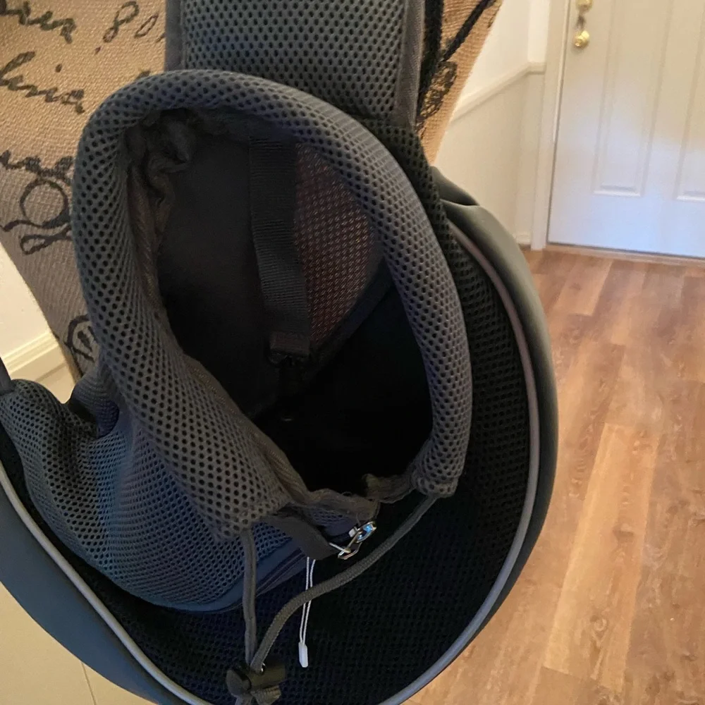 Like new YUDODO Pet Carrier Small